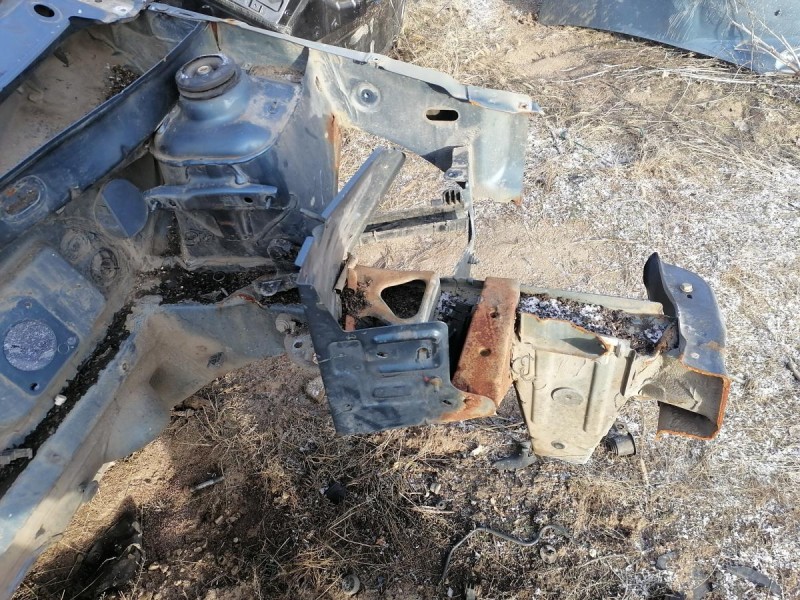 Logan ф2 №4 лонжерон левый деф