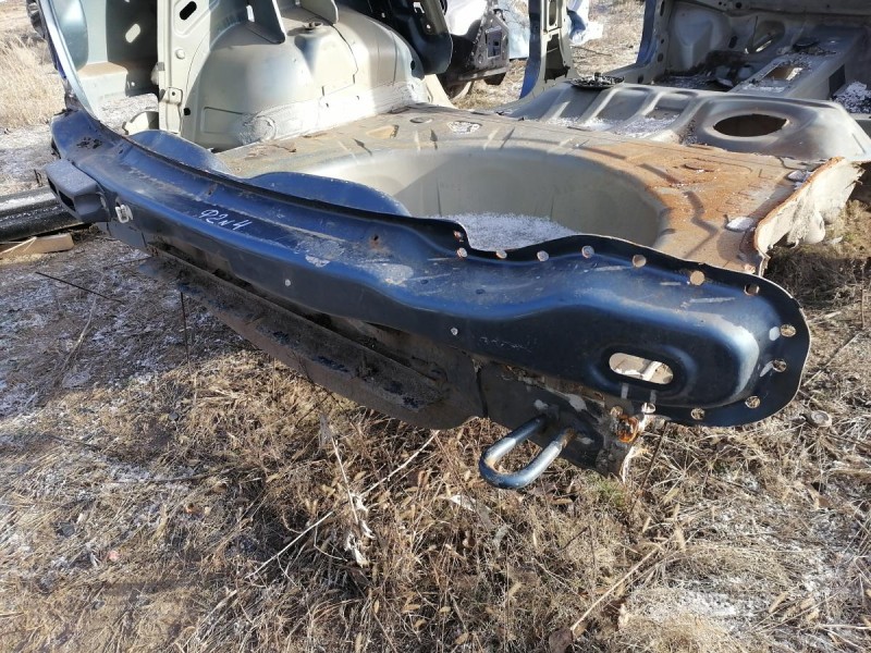 Logan ф2 №4 панель задняя ниша под запаску