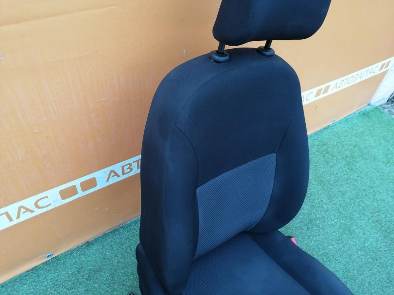 Logan №51 сиденье переднее к-кт деф