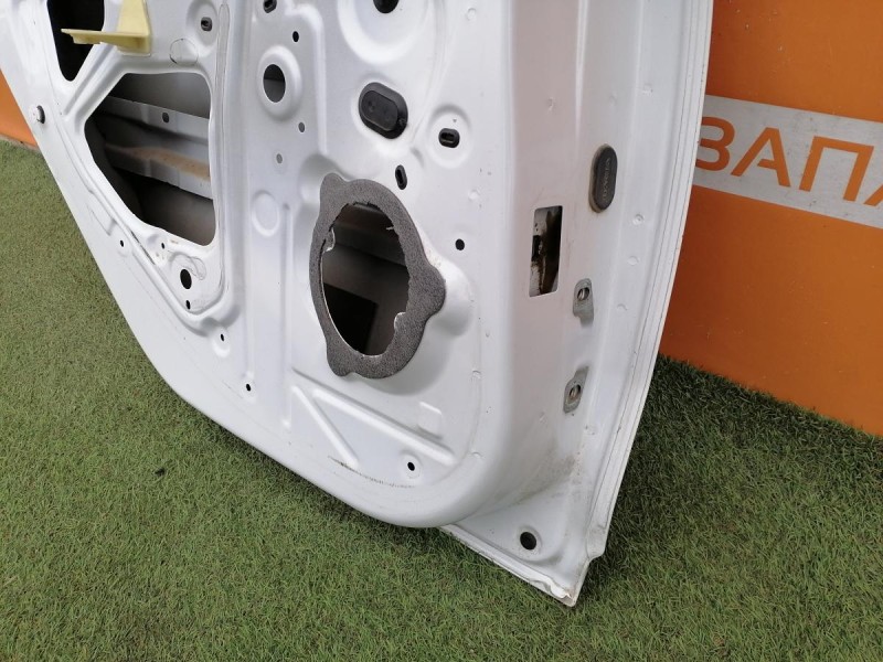 Logan №51 дверь задняя левая