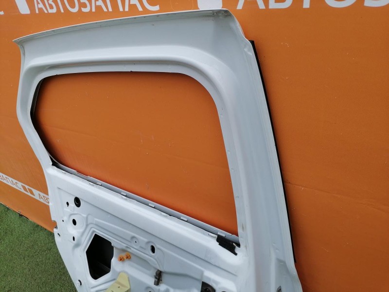 Logan №51 дверь задняя левая