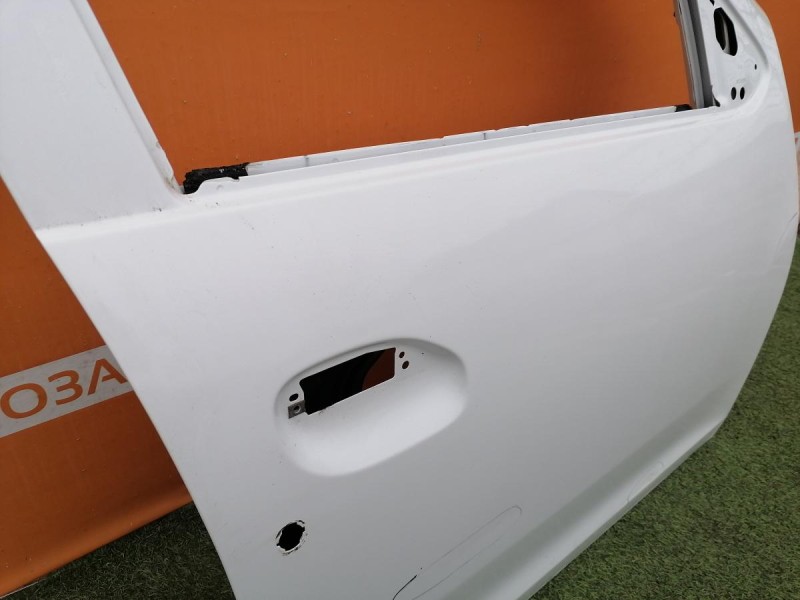 Logan №51 дверь передняя правая деф