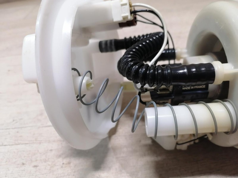 Logan №51 бензонасос деф