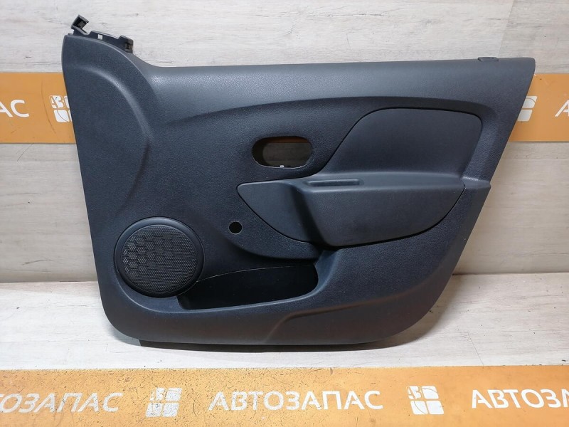 Logan 2 обшивка двери передняя правая мех