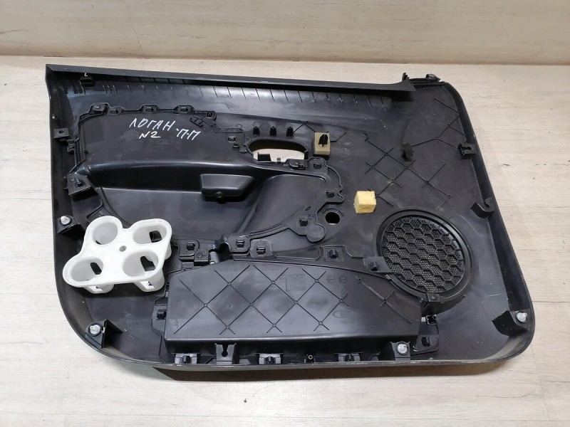 Logan 2 обшивка двери передняя правая мех