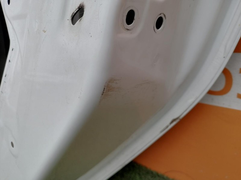 Sandero №16 дверь задняя правая деф