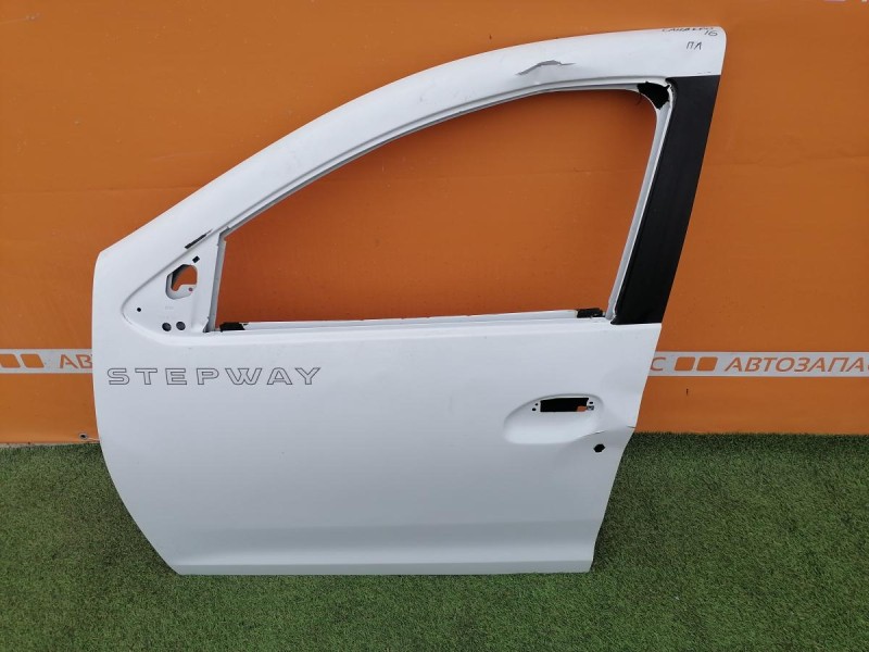 Sandero №16 дверь передняя левая деф