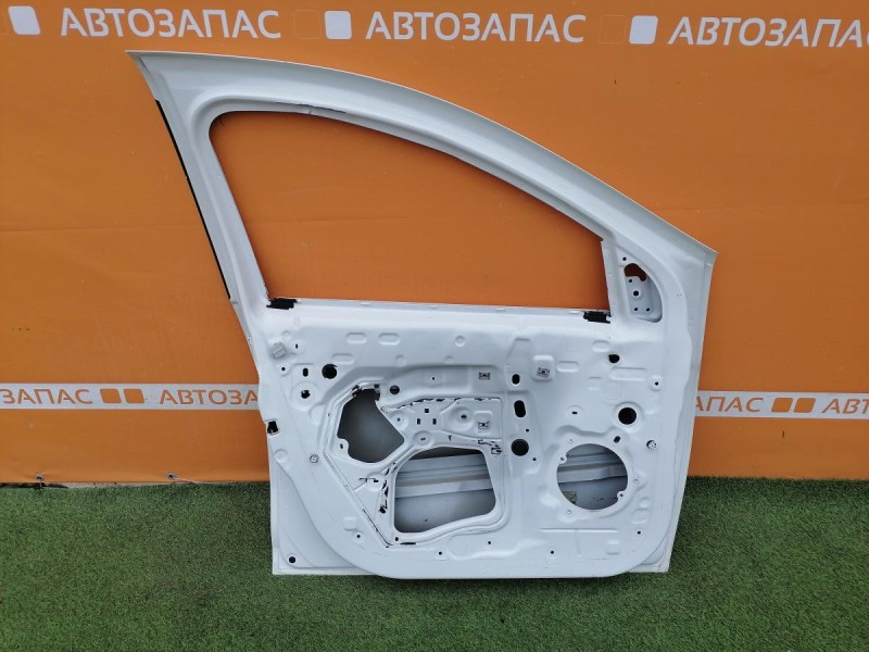 Sandero №16 дверь передняя левая деф