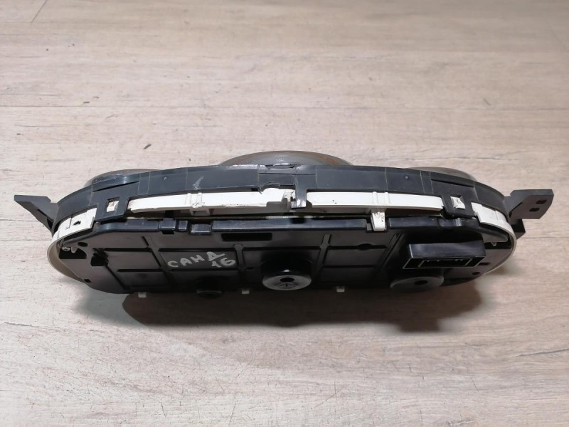 Sandero №16 панель приборов деф рест