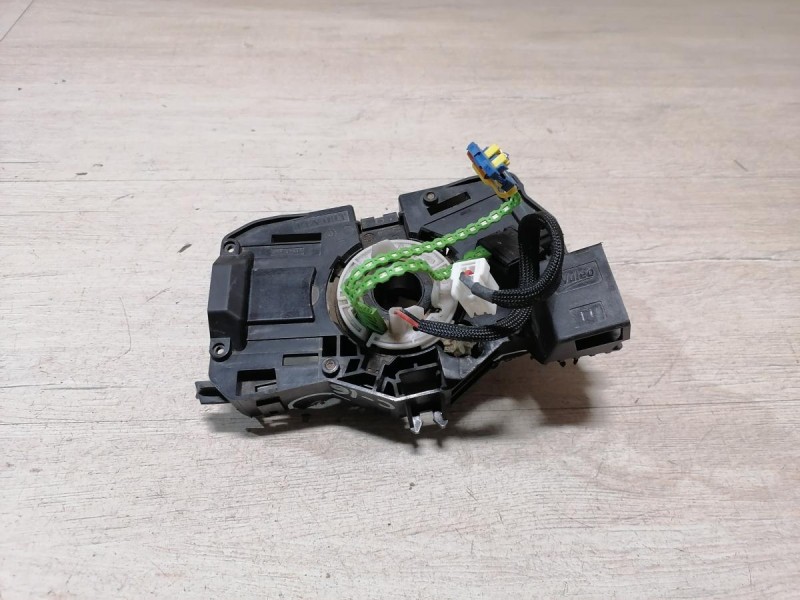 Sandero №16 шлейф подрулевой деф