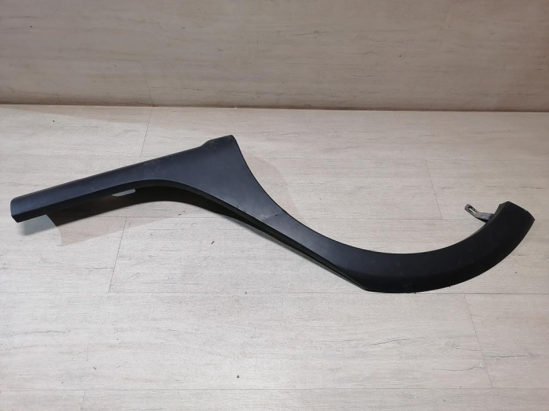 Sandero №16 брызговик передний левый