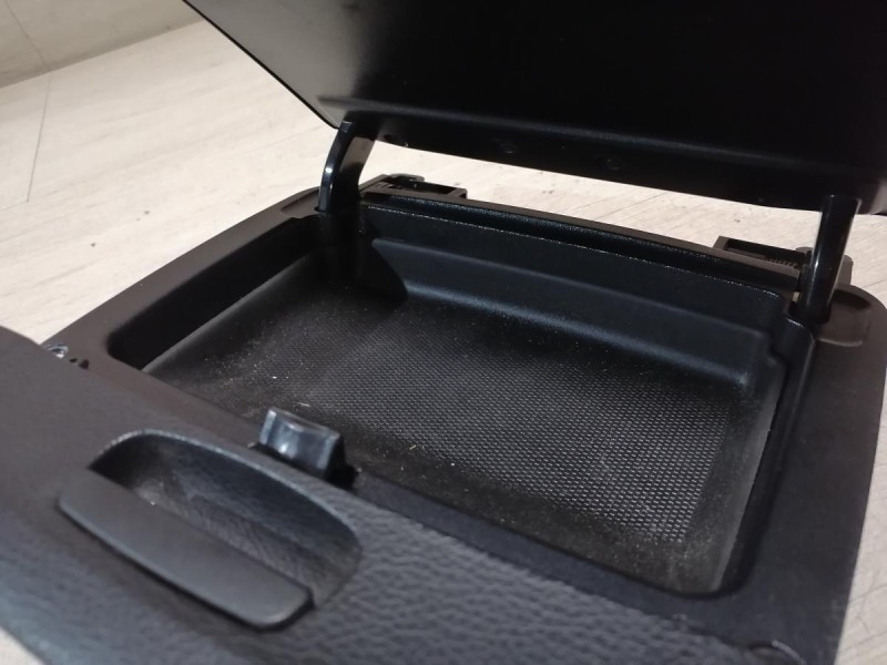 Actyon №2 бардачок торпедо верхний