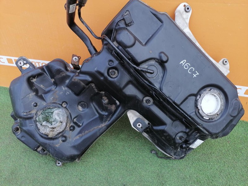 Audi A6 C7 бензобак