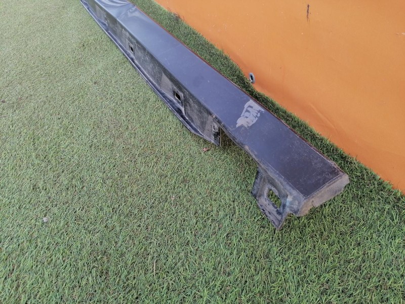 Audi A6 C7 накладка порога правая деф