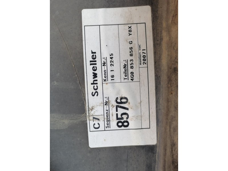 Audi A6 C7 накладка порога правая деф