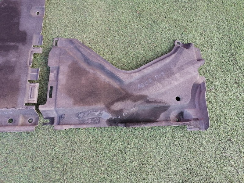 Audi A6 C7 защита днища антигравийная правая к-кт деф
