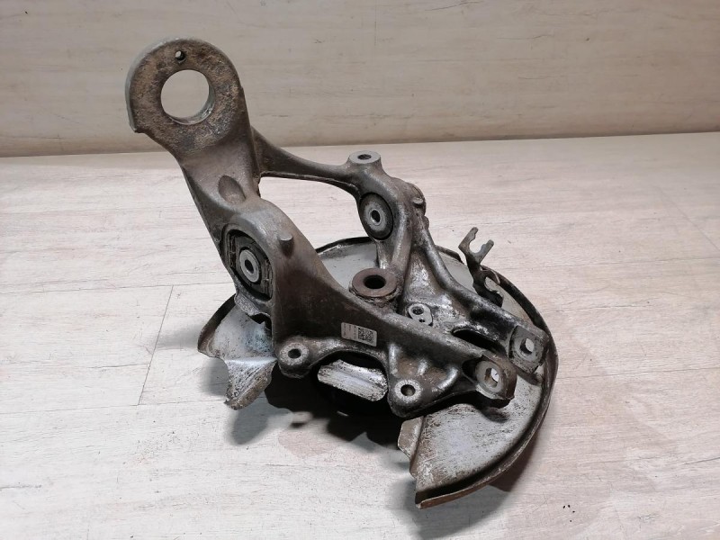 Audi A6 C7 кулак задний левый в сборе