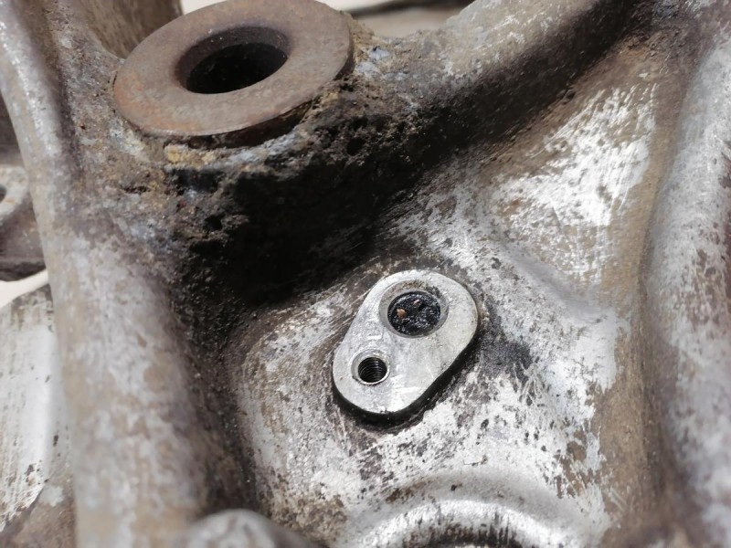 Audi A6 C7 кулак задний левый в сборе