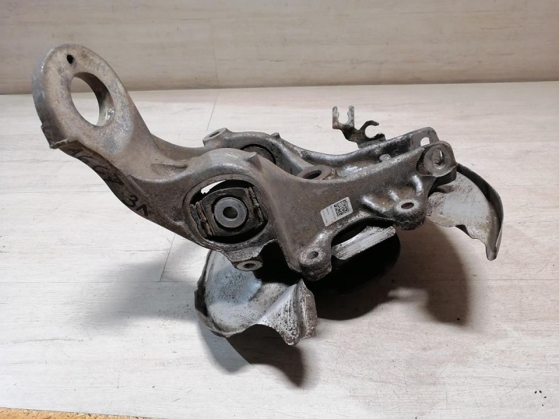 Audi A6 C7 кулак задний левый в сборе