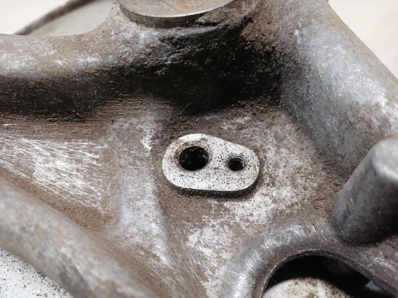 Audi A6 C7 кулак задний правый в сборе