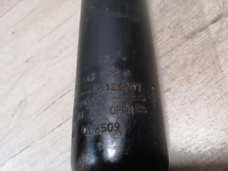 Audi A6 C7 амортизатор задний