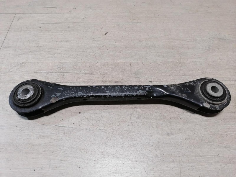 Audi A6 C7 рычаг задний косточка