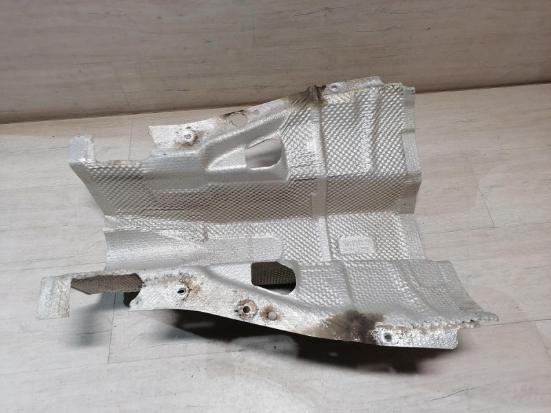 Audi A6 C7 тепловой экран глушителя 4g0804160 деф