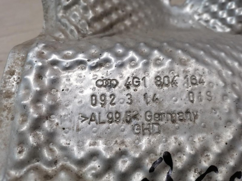 Audi A6 C7 тепловой экран глушителя 4g1804164