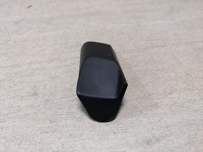 Audi A6 C7 накладка торпедо заглушка слева от руля