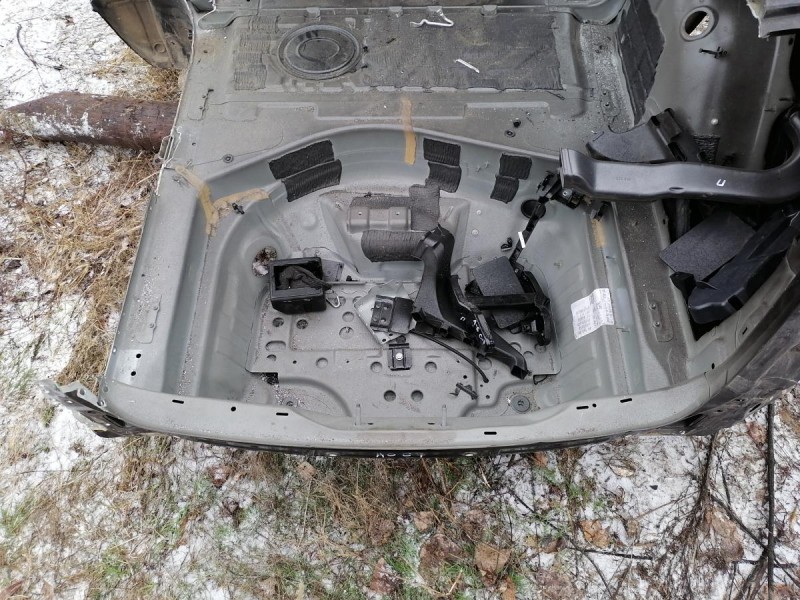 Audi A6 C7 панель задняя ниша под запаску