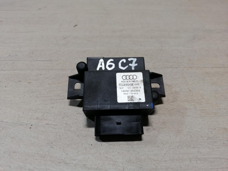 Audi A6 C7 блок управления бензонасосом
