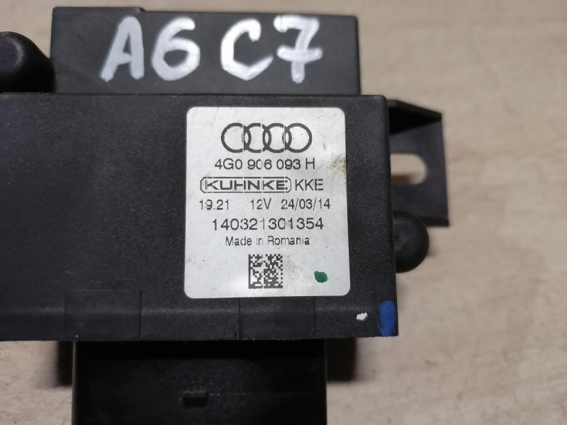 Audi A6 C7 блок управления бензонасосом