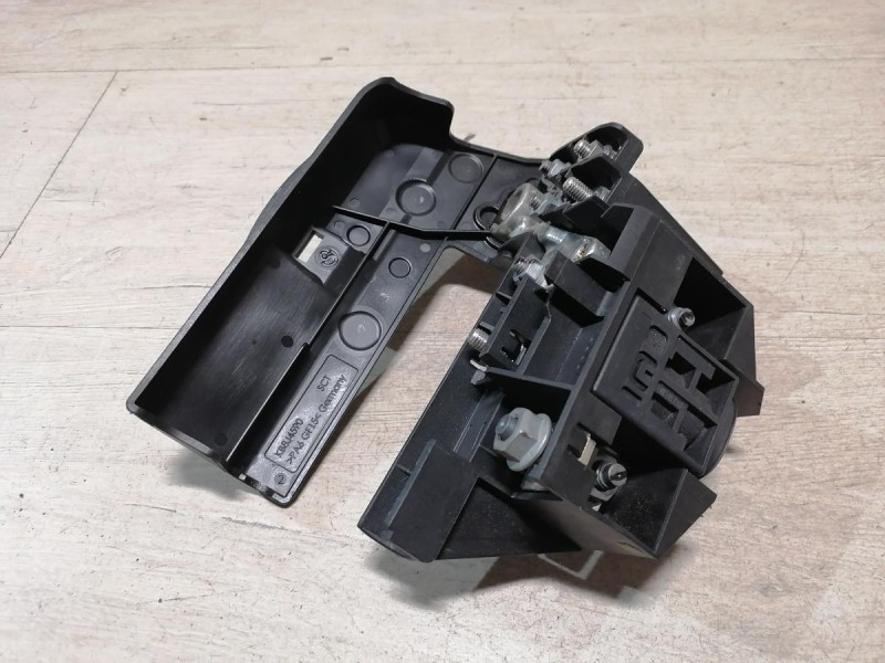 Audi A6 C7 пиропатрон клемма акб аккумулятора