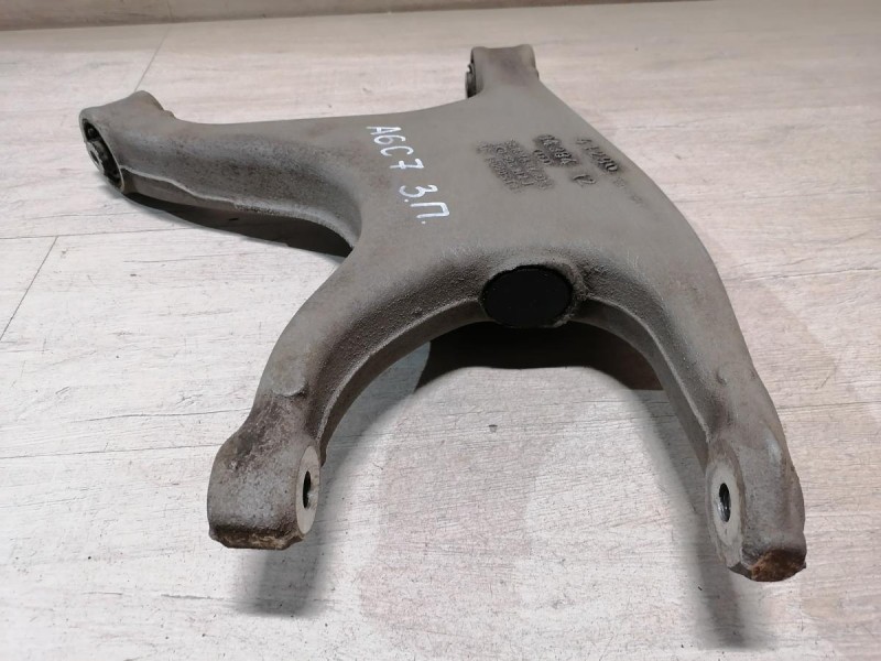 Audi A6 C7 рычаг задний нижний правый