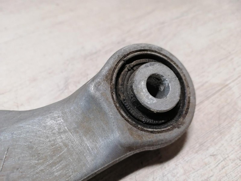 Audi A6 C7 рычаг задний верхний кривой правый