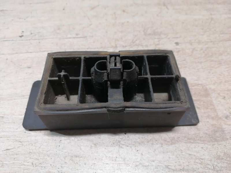 Audi A6 C7 поддомкратник передний левый