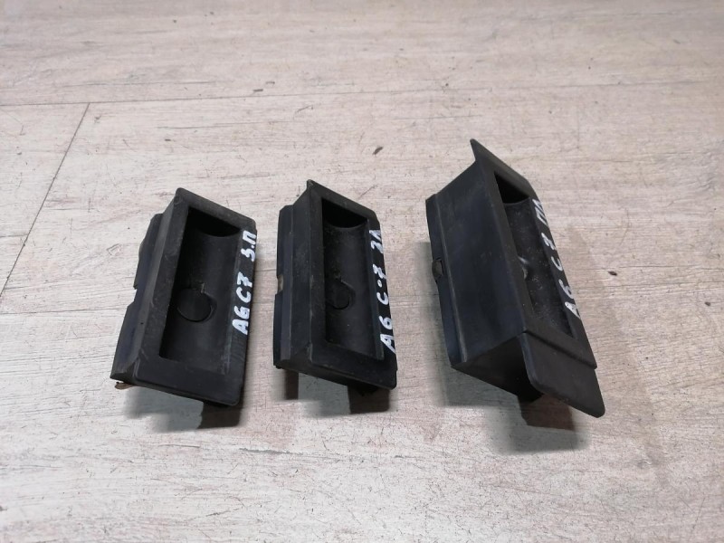 Audi A6 C7 поддомкратник задний левый