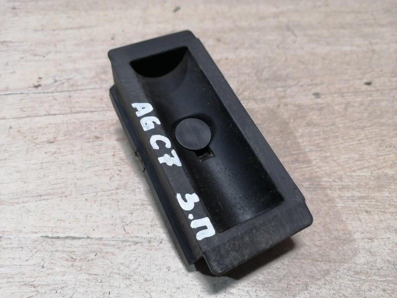 Audi A6 C7 поддомкратник задний правый