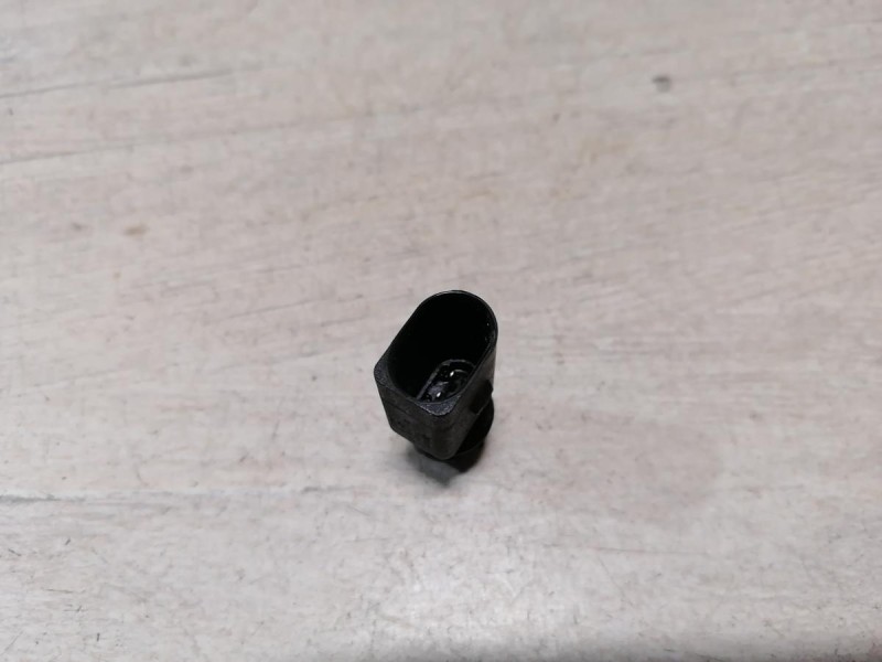 Audi A6 C7 датчик наружной температуры воздуха 8z0820535