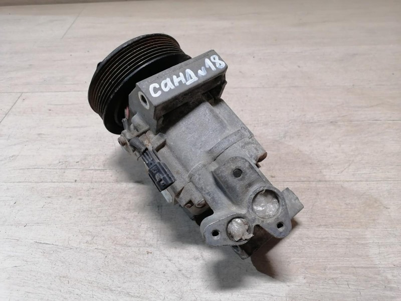 Sandero №18 компрессор кондиционера H4M