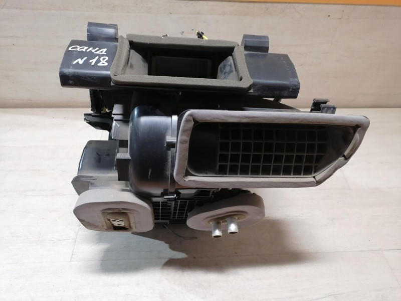 Sandero №18 печка корпус под кондиционер