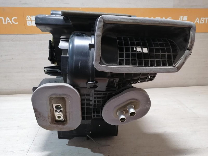 Sandero №18 печка корпус под кондиционер