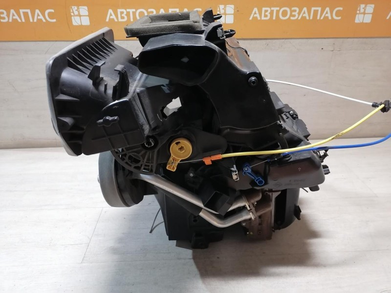 Sandero №18 печка корпус под кондиционер