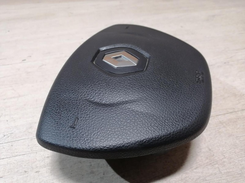 Sandero №18 подушка безопасности в руль до рест