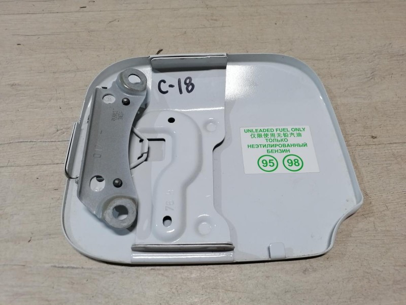 Sandero №18 лючок бензобака до рест