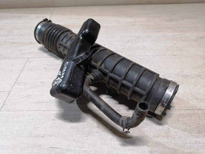 Sandero №18 патрубок воздушного фильтра H4M