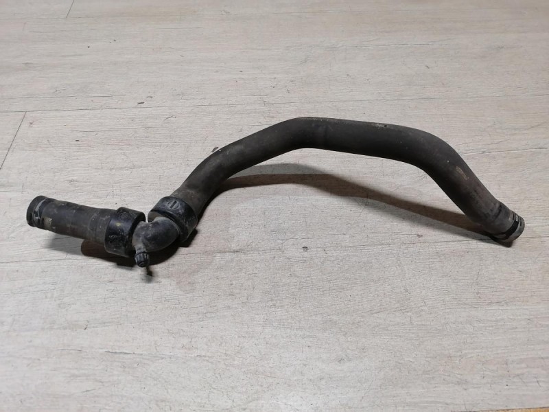 Sandero №18 патрубок печки с клапаном прокачки H4M