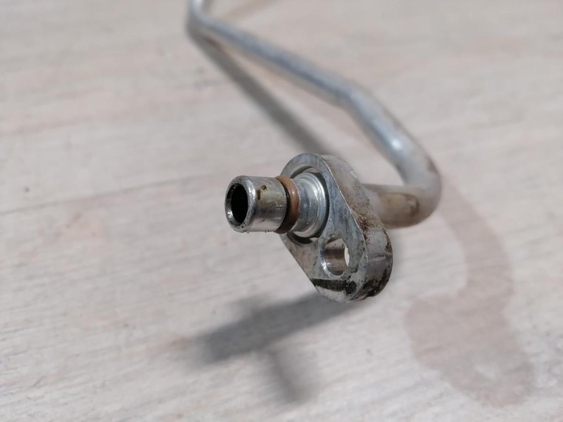 Sandero №18 трубка кондиционера тонкая длинная 924401429