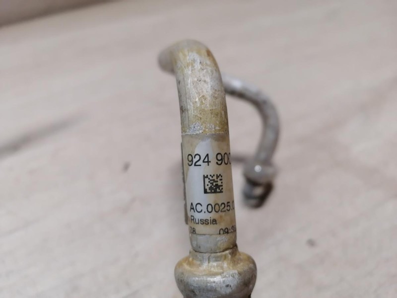 Sandero №18 трубка кондиционера короткая 924900703