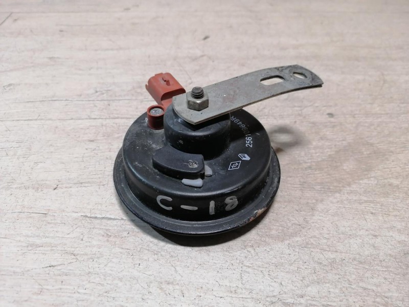 Sandero №18 сигнал звуковой